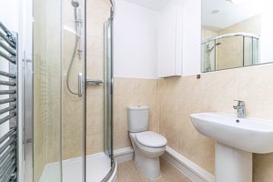 En Suite- click for photo gallery